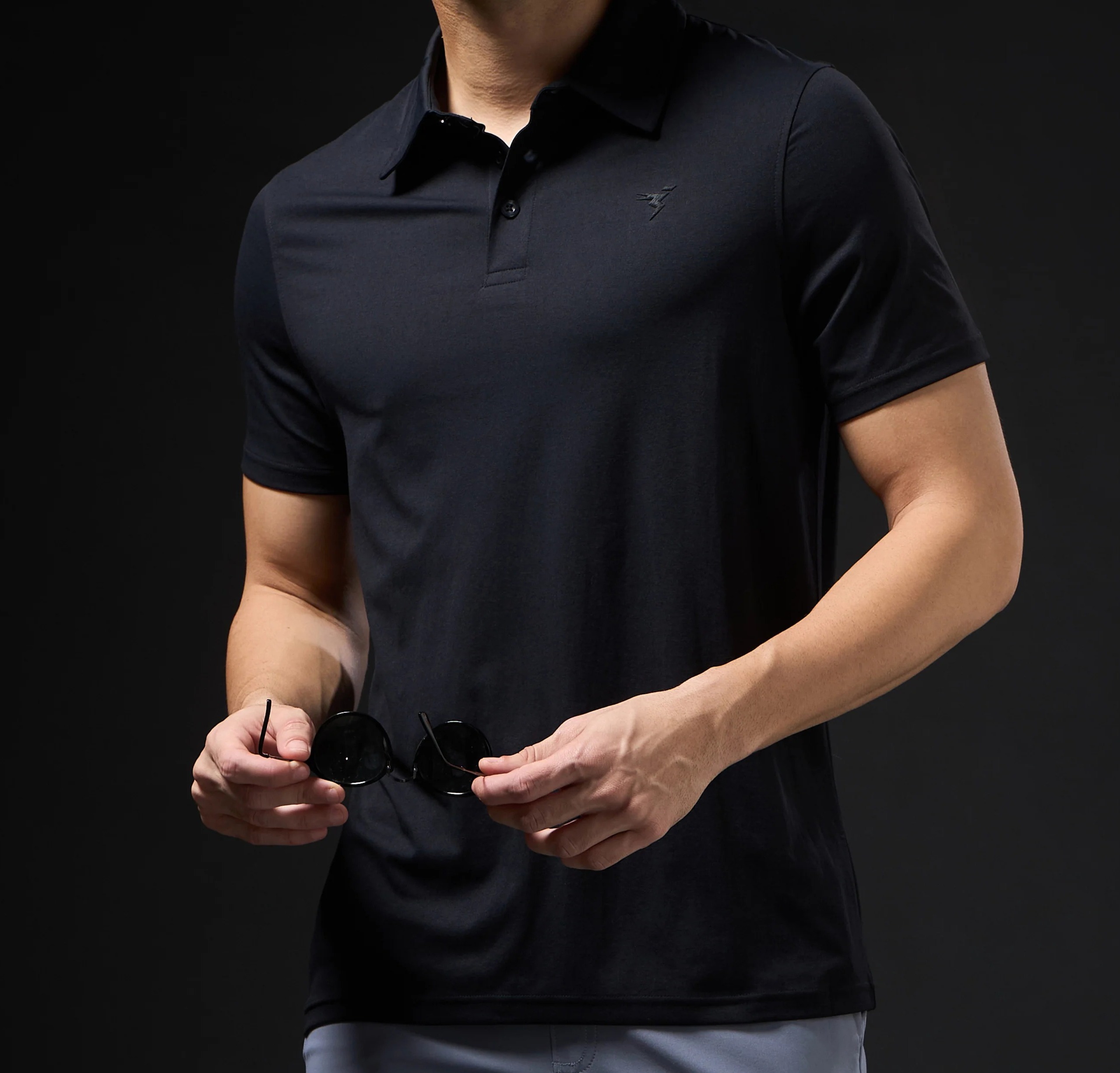 Men Solid Slim Fit Polo Black T-shirt