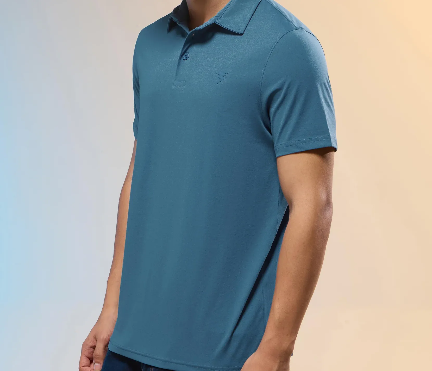 Men Solid Slim Fit Polo Horizon Blue T-shirt