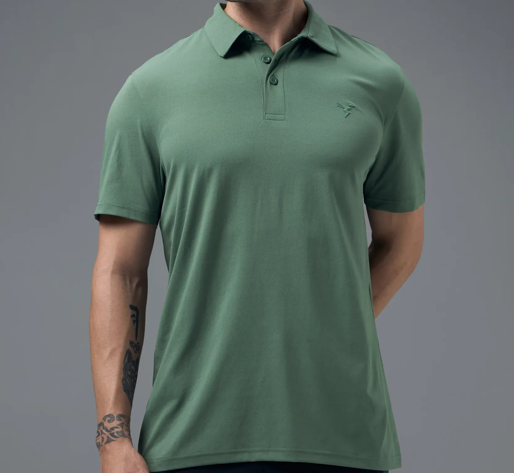 Men Solid Slim Fit Polo Myrtle T-shirt
