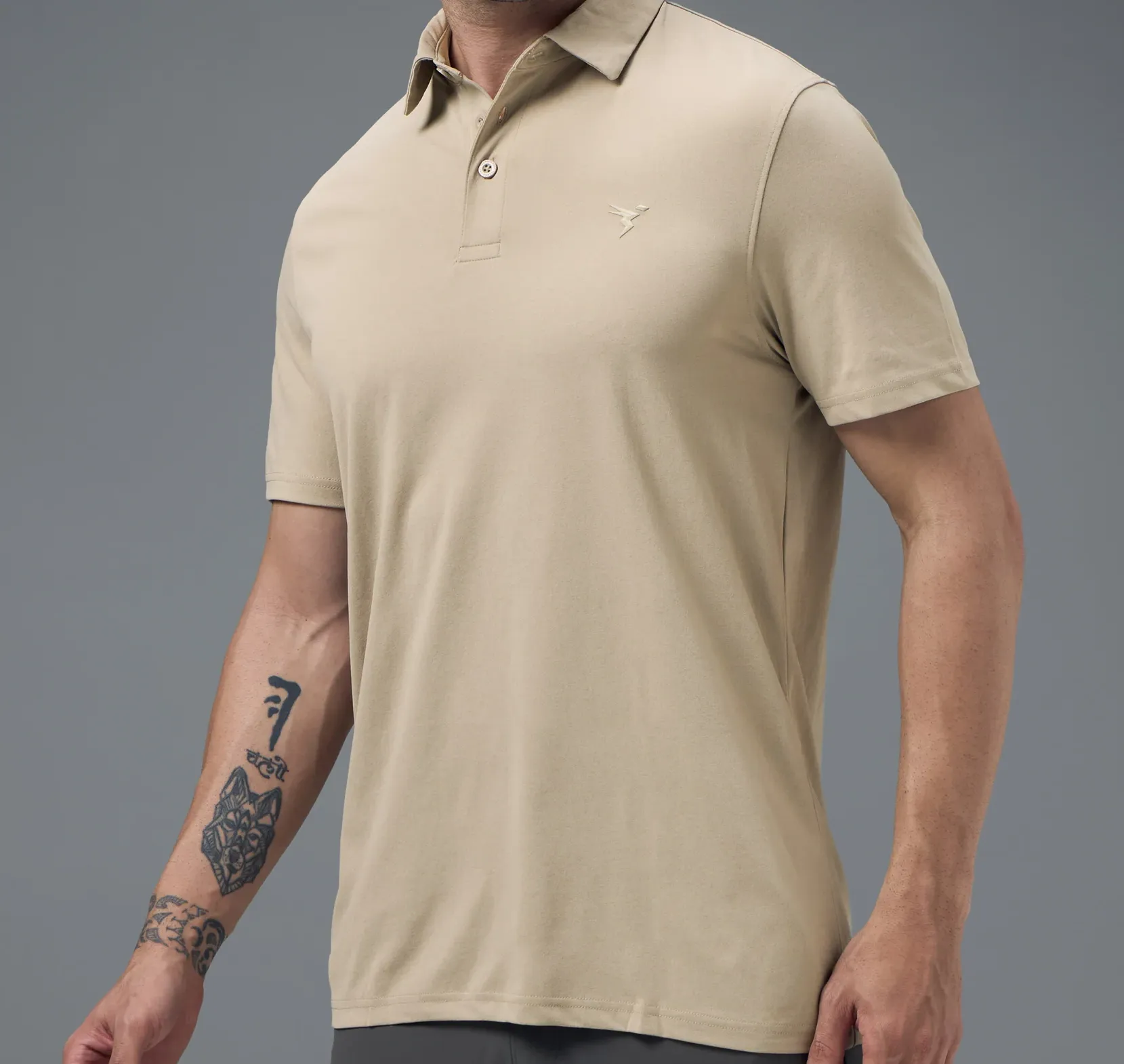 Men Solid Slim Fit Polo Oyster Gray T-shirt