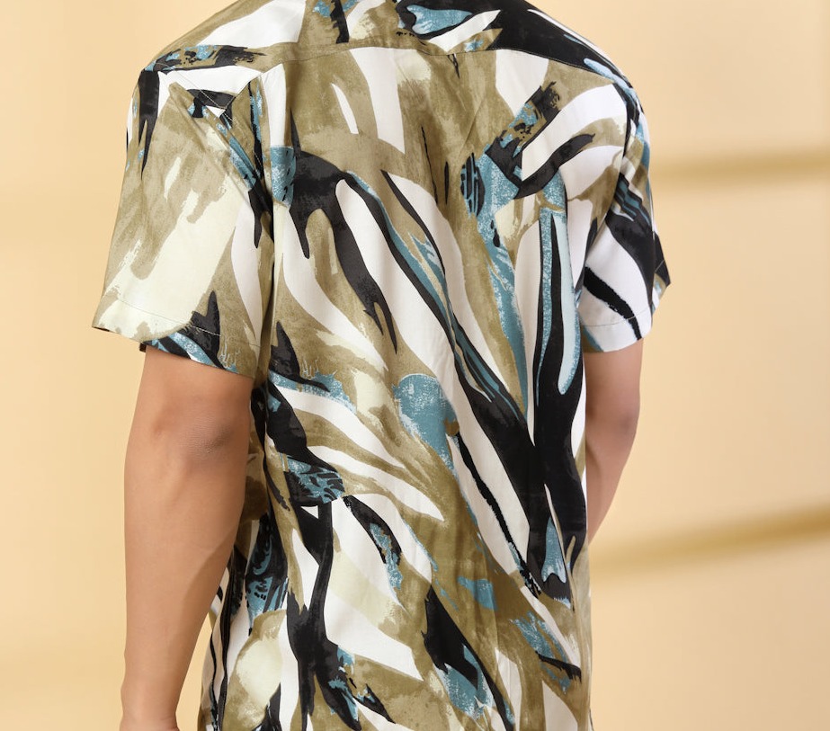 Rigo Men's Abstract  Printed Rayon Shirt