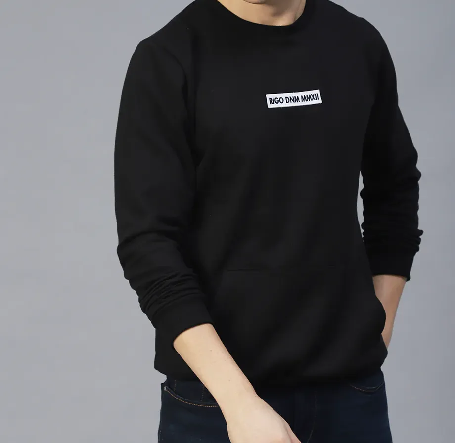 Round Neck Printed Fleece Black Sweatshirt