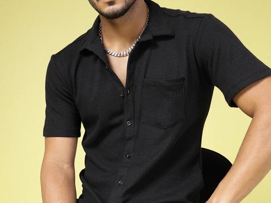 Solid Waffle Knit Cuban Collar Shirt