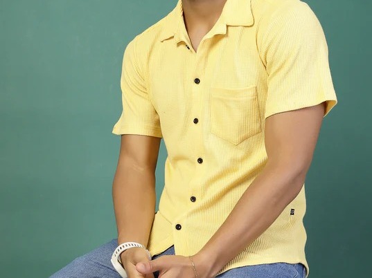 Solid Waffle Knit Cuban Collar Shirt
